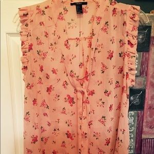FOREVER21 Pink Floral Blouse 💕